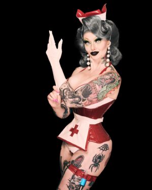 Sigourney Beaver Instagram - ❤️‍🩹💉❤️‍🩹do you have Beaver fever?❤️‍🩹💉❤️‍🩹

❤️‍🩹hair by @americapwrs 
❤️‍🩹outfit from @artificeclothing 
❤️‍🩹photo by @nathannoyes