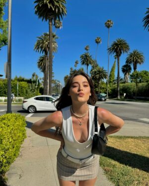 Simay Barlas Instagram - 🇺🇸🌴🏠☀️🦋🌈