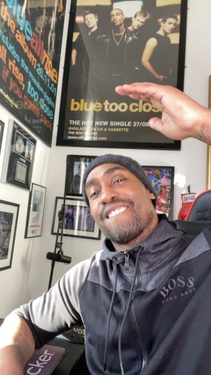 Simon Webbe Instagram - Merhaba! 👋🏾 🇹🇷 
I haven’t done a Turkish song in a while, so thought to give this a go. I came across this song on @tiktok by my bro @reynmen and loved it! 

Let me know what you think guys and comment below! 👇🏾