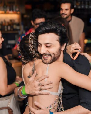 Simran Budharup Instagram - Siri! Play it’s My  Birthday 🎂❤️

Location @bandramitron 
@aman.vijan 

Photography @frames_by_harshit 
@_the_best_shot 
@filmsbyabhinxv 

#birthday #birthdayparty #decor #theme #techno #fun #love #friends #follow