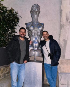 Sirvan Khosravi Instagram - Alien Museum 👽