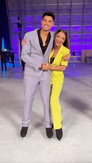 Siva Kaneswaran Instagram - Week 1 down! SO proud of us 🤩✨
THANK YOU to everyone who voted for us! Happy doesn’t even begin to describe it! 😀♥️

#reels #reelsinstagram #iceskater #dancingonice #adultskating #explore