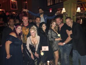 Skylar Lear Instagram - Squad ✊🏻😁🍾 @tracydlear @thebenjaminworth @arthurstjohn @vipavan1