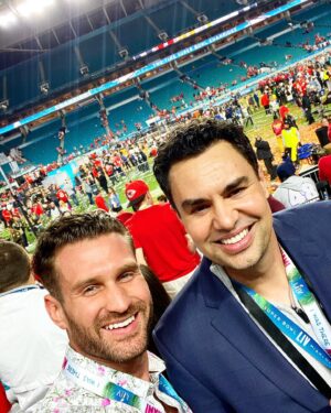 Skylar Lear Instagram - Super Bowl LIV with my brother @jrobofficial ! Epic story behind this post 😎 congrats to the Chiefs! #superbowl #superbowl2020 #superbowlliv #miami #epic #brothers #brotherhood #bros #boys #chiefs