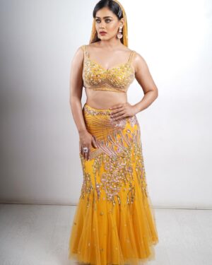Sneha Gupta Instagram - Styledby - @stylebyriyajain
Outfit- @palakkhajanchi
Jewellery - @rubans.in @oakpinionpr
Represented by- @silverbell.networks