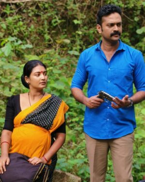 Snisha Chandran Instagram - ✨🫰🏻

#chandrakantham #asianet #pic #friendship #instalike