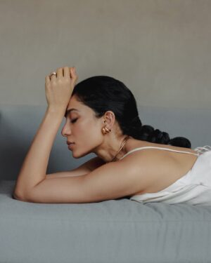 Sobhita Dhulipala Instagram - experience timeless elegance and refined style with @Zara

Discover the latest collection in stores in India & online at www.zara.com 
#ZaraIndia #Zarawoman #ZaraIndiaOnline #Ad