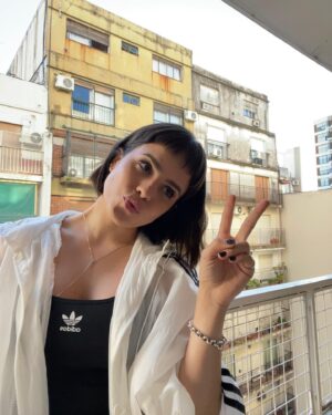 Sofía Morandi Instagram - 💇🏽‍♀️ | Les presento a CECI 🔜🎬 
soy el oulet de @ursulolita donde está mi chino¿¿¿