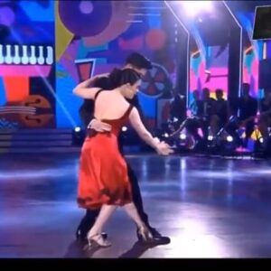Sofía Morandi Instagram - Perdón pero quedé MANIJA 🇦🇷 👠💃 MA NI JA, quiero bailar toda mi vida❤️ Espero que les haya gustado a utds tambieeen! Los vamos a necesitar mucho en esta última etapa 😭 BAILA SOFIJULI al 44644 🔥☺️✊
#SerrandinALaFinal 👏🏽❤️