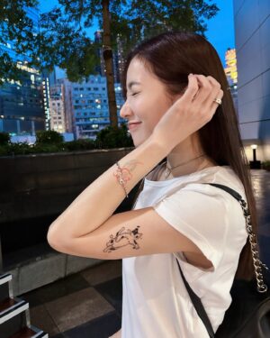 Sofiee Ng Hoi-yan Instagram - I’m here for you still.