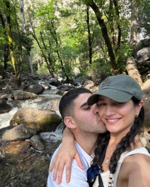 Sol Rodríguez Instagram - Nature filled weekend 🌳☀️🦌✨💚