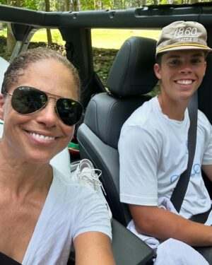 Soledad O'Brien Instagram - Lake day!