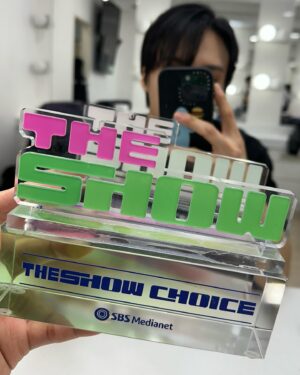 Son Dong-woon Instagram - The Show!💡🎉