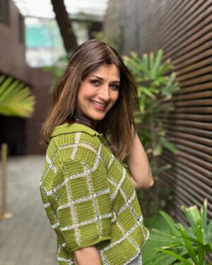 Sonali Bendre Instagram - Your reminder to eat your greens🍀