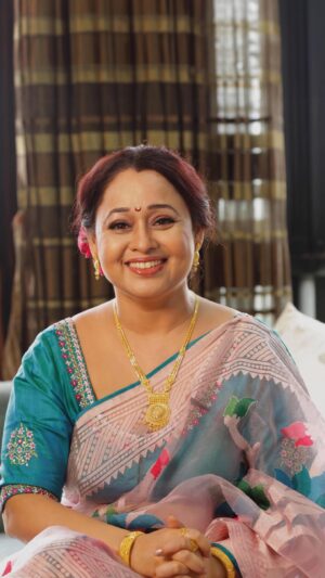 Sonalika Joshi Instagram - “Where art meets values, you find PNG Jewellers.
Each piece at PNG Jewellers encapsulates centuries of trust and tradition, crafted with promise, and shines with the purity of a legacy that’s almost 200 years old.
Unlock the past and wear its beauty today. Wear PNG Jewellers. “