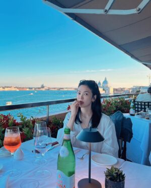 Song Hye-kyo Instagram - 💙