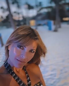 Actress Sónia Araújo HD Instagram Photos and Wallpapers August 2024