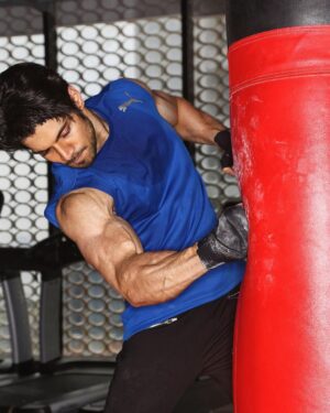 Sooraj Pancholi Instagram - #NeverBackDown 👊🏼💯