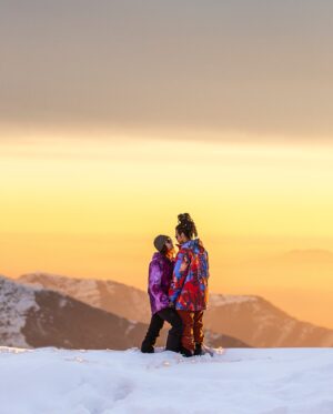 Sophia Abrahão Instagram - Que dia, Chile 🇨🇱❤️❄️ 

Muito obrigada @km0rental, por tornar a nossa viagem ainda mais incrível ✨

🏂 @km0rental 
📸 @fotografobrasileironochile