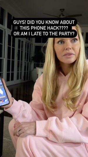 Sophie Monk Instagram - I think I found an unknown hack on Google? Well… that’s my night done. 😆