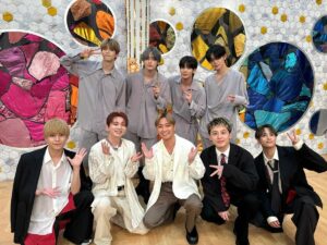 Sota Hanamura Instagram - 『I wonder』を踊ってくださっていたTXTの皆さんとお会いできました。
いつか5人揃ってお逢いできますように。
メドレーもご一緒できて嬉しかったです！
みなさんスタイル良すぎてDa-iCEは座らせていただきました

#TOMORROW_X_TOGETHER #da_ice