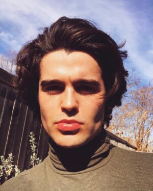 Spencer Boldman Instagram - good 2020 vibes ya’ll (i missed u 🖤)