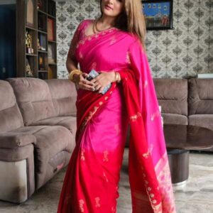 Srabanti Chatterjee Instagram - 💞💞

@manna.subir @piyaroybarman
