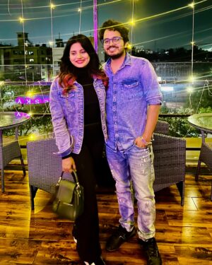 Sradha Panigrahi Instagram - Wish u a many many happy returns of the day husband ❤️🫶 @sandeep__panda_ 🌸