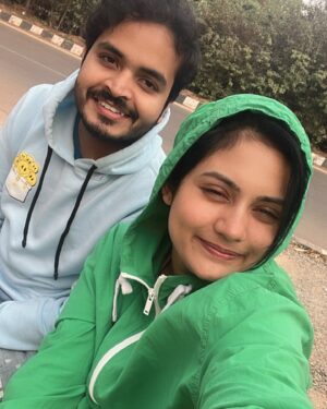 Sradha Panigrahi Instagram - Wish u a many many happy returns of the day husband ❤️🫶 @sandeep__panda_ 🌸