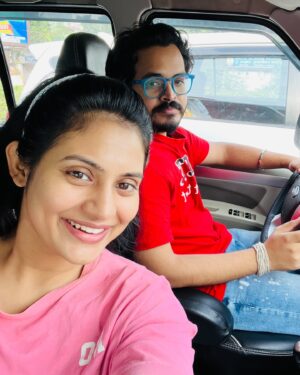 Sradha Panigrahi Instagram - Wish u a many many happy returns of the day husband ❤️🫶 @sandeep__panda_ 🌸