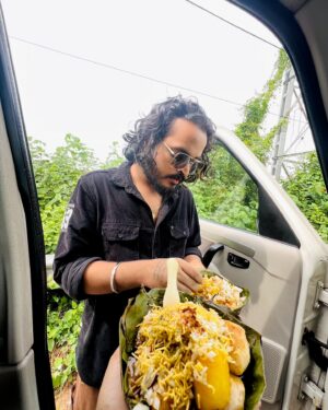 Sradha Panigrahi Instagram - Wish u a many many happy returns of the day husband ❤️🫶 @sandeep__panda_ 🌸