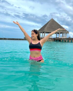 Srishty Rode Instagram - 
