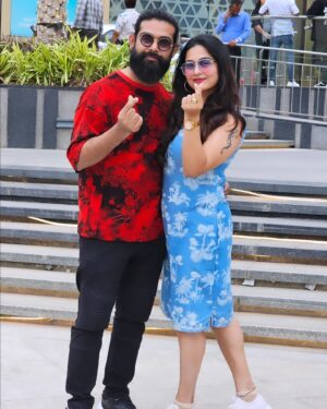 Sruthi Lakshmi Instagram - 🩵💙💙💙🩵🩵💙💙🩵❤️❤️❤️❤️❤️