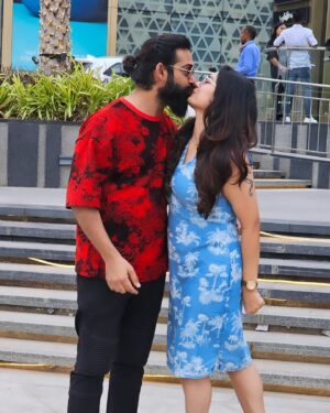 Sruthi Lakshmi Instagram - 🩵💙💙💙🩵🩵💙💙🩵❤️❤️❤️❤️❤️