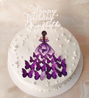 Sshivada Instagram - Thank you so much for all your wishes .
Loads of love & hugs 
Arundhathi 

PS :A special shout-out to @souvenir__cakes for the delicious and lovely cake😍🥰