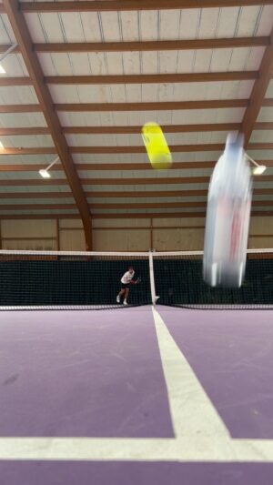 Stanislas Wawrinka Instagram - Set your target 🎯 and keep practicing 🎾💪🏻😅💧⏳💛
#hardwork #practice #passion #keeppushing #trusttheprocess