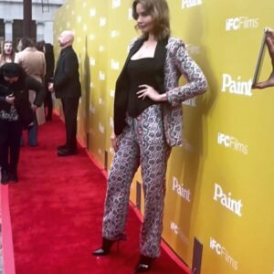 Stephanie Corneliussen Instagram - #Paint World Premiere in Los Angeles 🎨 ⁣
⁣