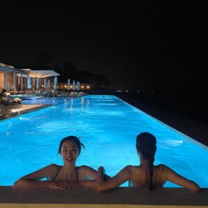 Stephanie Lee Instagram - Night swim 🏊