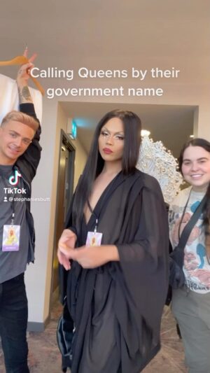 Stephanie Prince Instagram - Calling queens by their government name #dragcon #dragrace #stephanieprince