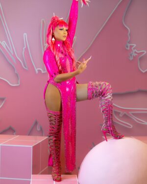 Stephanie Prince Instagram - 2 in the pink, 1 in the stink 💕 #hyperpop
•
•
•
📸 @bruceclarke @kingswaymall 
💇🏼‍♀️ @abeiyamiraj 
•
•
•
•
#dragqueen #drag #rupaulsdragrace #dragrace #canadasdragrace