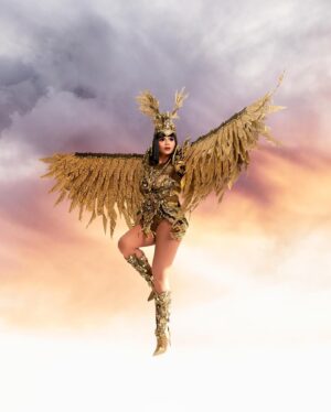 Stephanie Prince Instagram - FILIPINA GODDESS 🕊 DYOSA

#teamstephanie #teamstephanieprince #canadasdragrace @cravecanada @canadasdragrace 

Photo @eluvieracosta 
Lewk @patrick_isorena 
Hair @abeiyamiraj 
Retouch @teapalm.retouch