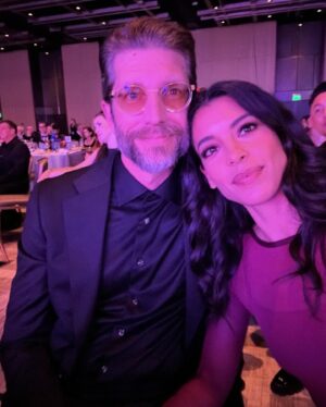Stephanie Sigman Instagram - • S A T U R D A Y • 
Mama & Papa showered to go to an award show @ccrealtv celebrating @on_the_roam nomination 

Gracias Nat por tu vestido de @hualingerie ❣️💞
Mi anillo de @cealcuadrado🩶
Make up @carolagmakeup 🔥