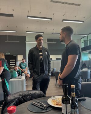 Steven Bartlett Instagram - On cloud 9!! Spent some time at Carrington recently - as a lifelong fan of @manchesterunited, it was absolutely surreal. So so surreal. In all of the conversations with the player’s and with management they expressed how much this game today meant! Being there to see them win today and lift the trophy was one of my best moments as a United fan! Memories i’ll never forget and probably tell my kids about. Grateful to be there today to watch them win! 🏆👊🏾❤️