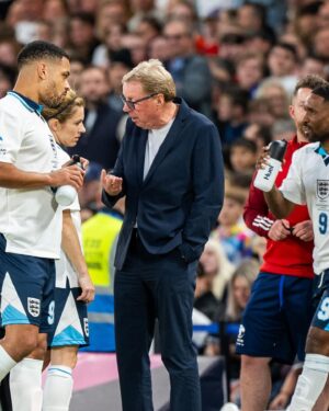 Steven Bartlett Instagram - “STICK THAT IN YOUR DIARY OF A CEO” 🤣🤣🤣 A WEEK I WILL NEVER FORGET! @socceraid is such a special thing - there is nothing like it ⚽️ £15,000,000 raised for @unicef_uk and over £105 million raised in total! The work that UNICEF does all over the world for children suffering from famine, dirty water and conflict is both life saving and life changing! This year I’m hoping to go to Nigeria with @unicef_uk to see their work there. If there was ever a time where they need this support it’s now! ❤️ thank you to everyone that supported the event! Thank you to my England team mates for the memories and thank you to all my friends and family that tuned in and came to the game! 👊🏾 IT FINALLY CAME HOME AFTER 5  YEARS OF GETTING BEATEN BY WOLRDXI 🏴󠁧󠁢󠁥󠁮󠁧󠁿🏆 over to you @england 👀