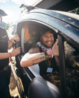 Stian Thorbjørnsen Instagram - Den ene dagen om sommeren jeg får tida til å leve ut festivallivet på ordentlig❤️ Er faktisk en helt egen stemning nede på Treungen! Peak rølp!