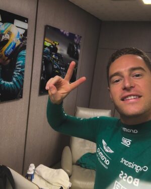 Stoffel Vandoorne Instagram - So cool to be back in a Formula 1 car for the past 2 days with @astonmartinf1 !🙌 Pirelli testing completed and a perfect way to start the summer holidays 🏖️ ☀️
