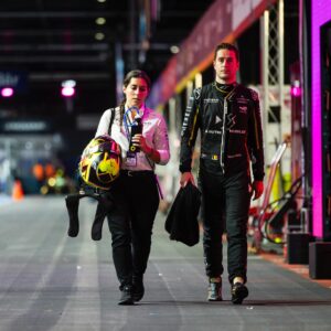Stoffel Vandoorne Instagram - Formula E season 10 over and out ☑️ An eventful final race weekend in London but we got the job done and secured 3rd place in the Teams Championship. Thanks @ds_penske_fe for the past 2 seasons! Onwards and upwards to new adventures 👊🏼