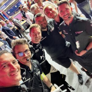 Stoffel Vandoorne Instagram - Formula E season 10 over and out ☑️ An eventful final race weekend in London but we got the job done and secured 3rd place in the Teams Championship. Thanks @ds_penske_fe for the past 2 seasons! Onwards and upwards to new adventures 👊🏼