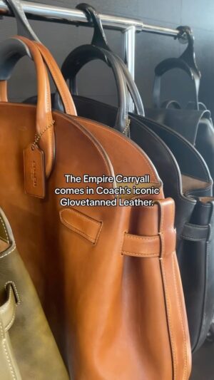 Stuart Vevers Instagram - 👜🤎👛💌😊✨#behindthescenes of #coachfall24.
 
This season in leathergoods @coach , we explored archetypes—a hobo, carryall, a briefcase, backpack—that feel timeless and could be found in someone’s closet from many years ago but still feel relevant today. We’ve lovingly distressed them, too, to make that point. 

We are celebrating the life of the piece in addition to the design, something real rather than something idealized. I love the idea of repurposing fashion archetypes for use rather than as a symbol or an image.
 
Each of the bags introduced this season are named after places in New York and feature a simple foil ‘Coach’. The charms🍎🚕 🥨 are inspired by the souvenirs one might collect around our hometown, like apples, yellows taxis, pretzels, leather “Coach” NYC postcards 🌅 and the Statue of Liberty 🗽.
 
PS 😉: Our Empire Carryall is made with a new softer version of our glovetanned leather.