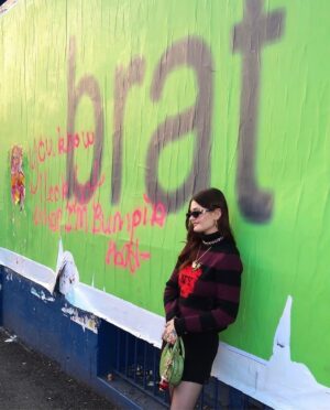 Stuart Vevers Instagram - #brat 🍏🤗🍋‍🟩😊🫒 #repost: @samtodd 💚